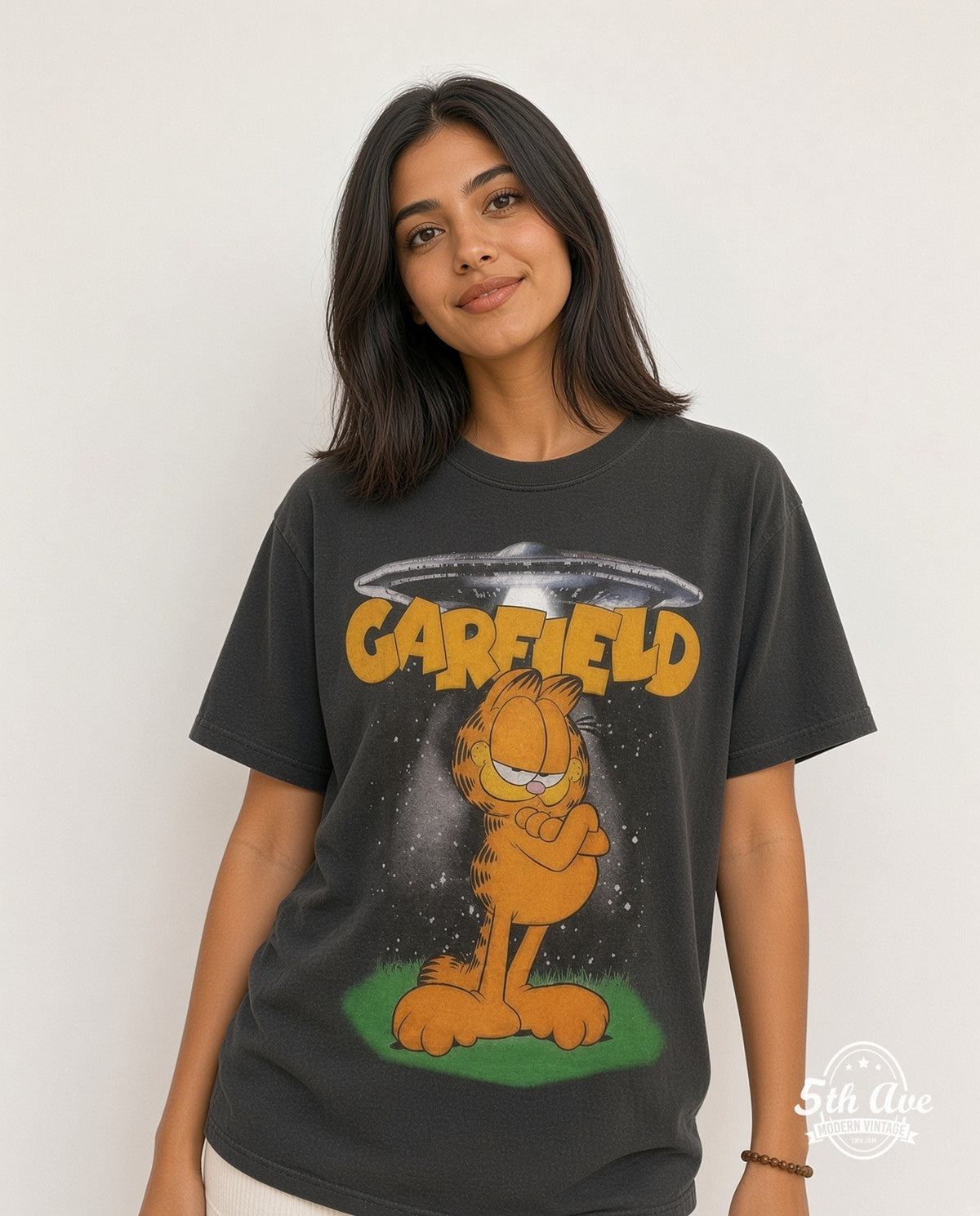Garfield Aliens Single Stitch t shirt model