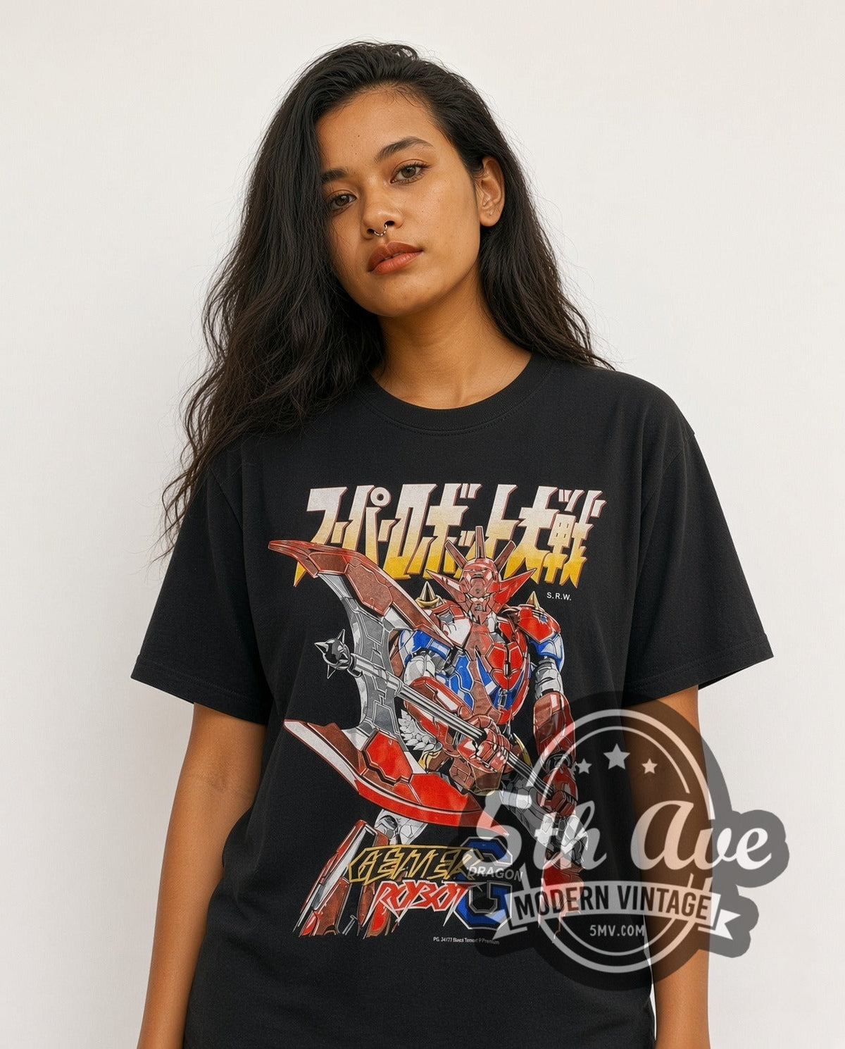 Model wearing the Getter Robo vintage anime t-shirt