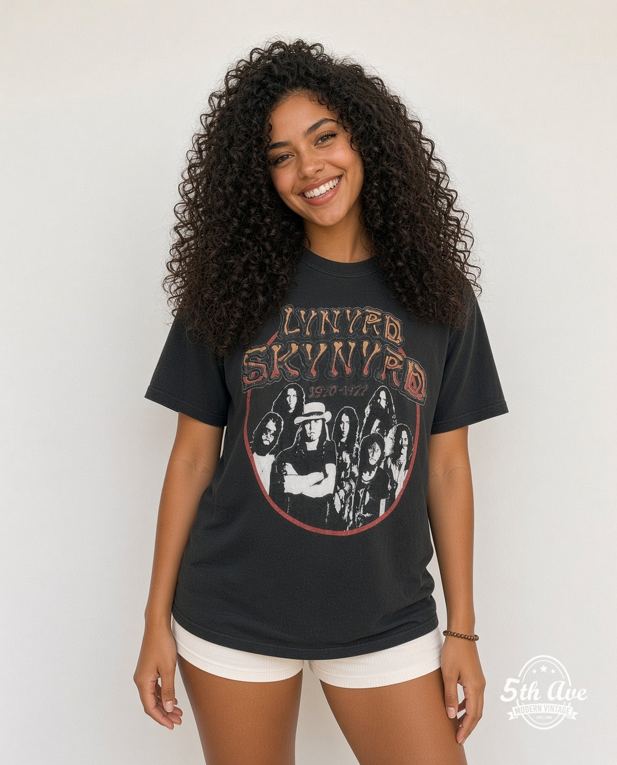 Model wearing the Lynyrd Skynyrd 1970–1977 Band Image vintage band t-shirt