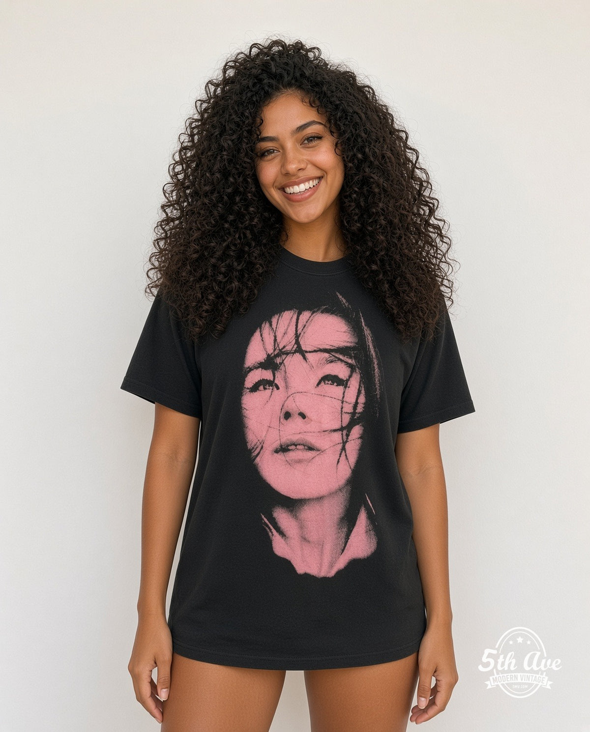 Model wearing the Björk vintage band t-shirt