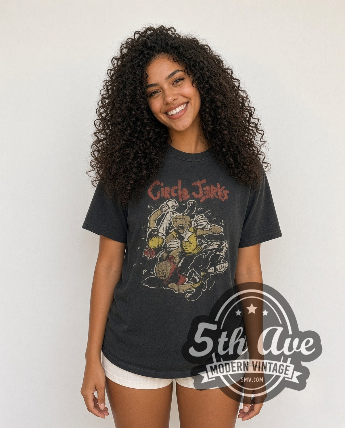 Model wearing the Circle Jerks Punk Graphic vintage band t-shirt