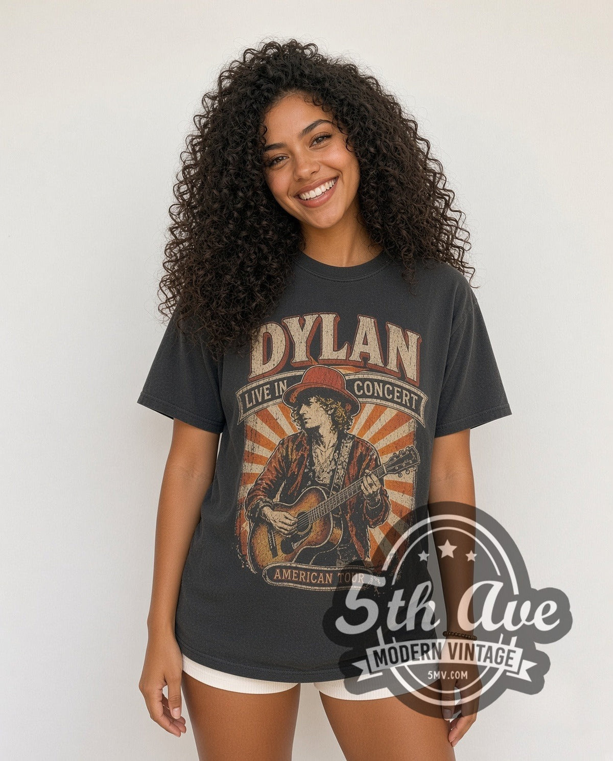 Model wearing the Bob Dylan vintage band t-shirt