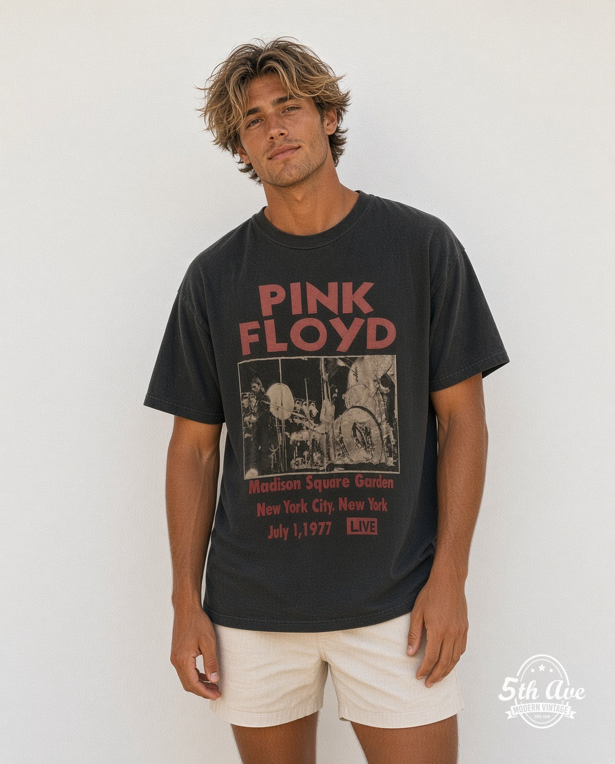 Model wearing the Pink Floyd Live at Madison Square Garden 1977 vintage band t-shirt
