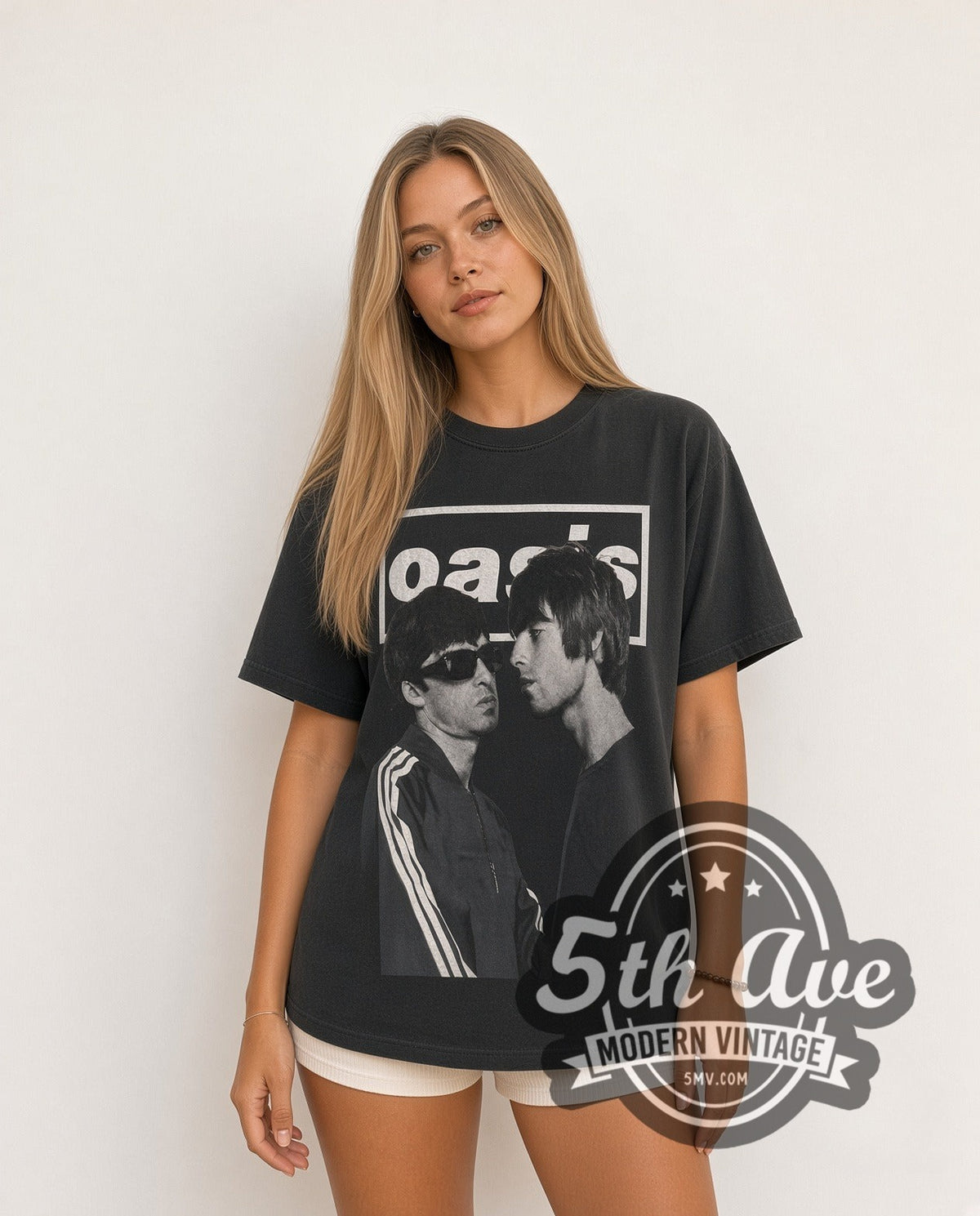 Model wearing the Oasis 1991-2009 Gallagher vintage band t-shirt