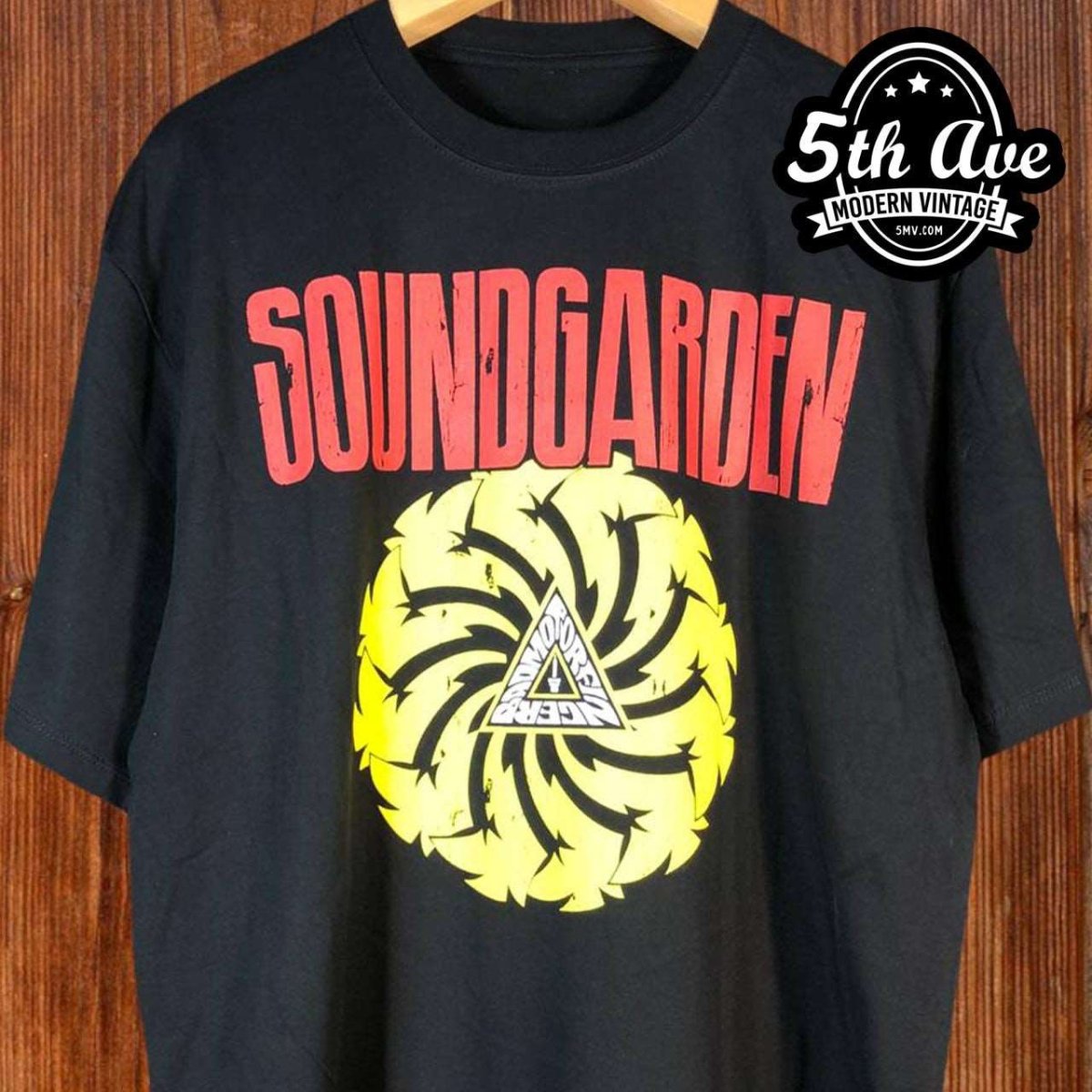 Bad Motor Finger: Rev Up Your Style with Soundgarden! - Vintage Band Shirts