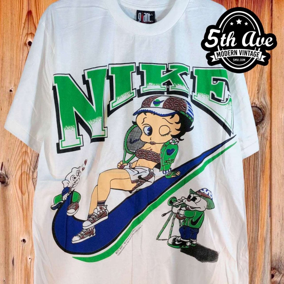 Betty Boop x Nike - New Vintage Animation T shirt - Vintage Band Shirts