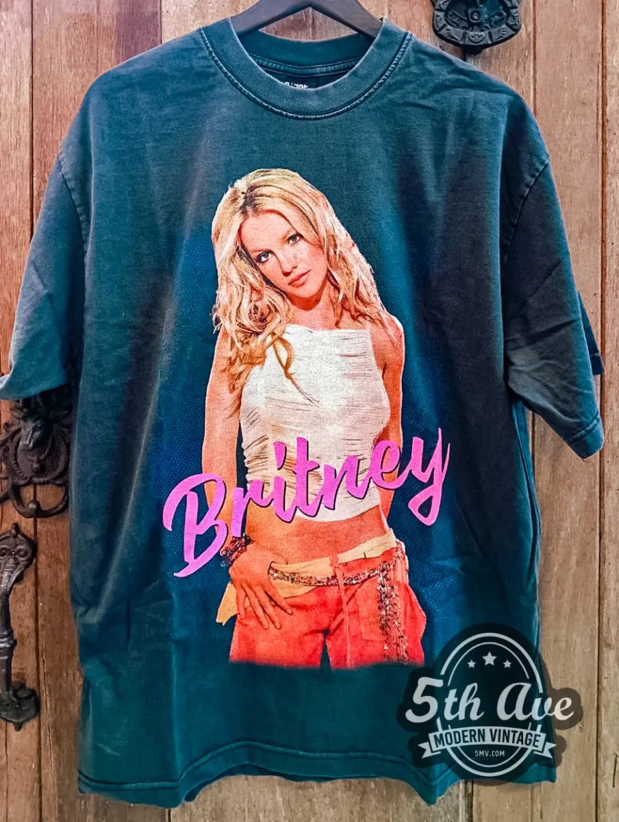 Britney Spears Oops!... I Did It Again Tour 2000 - New Vintage Band T shirt - Vintage Band Shirts