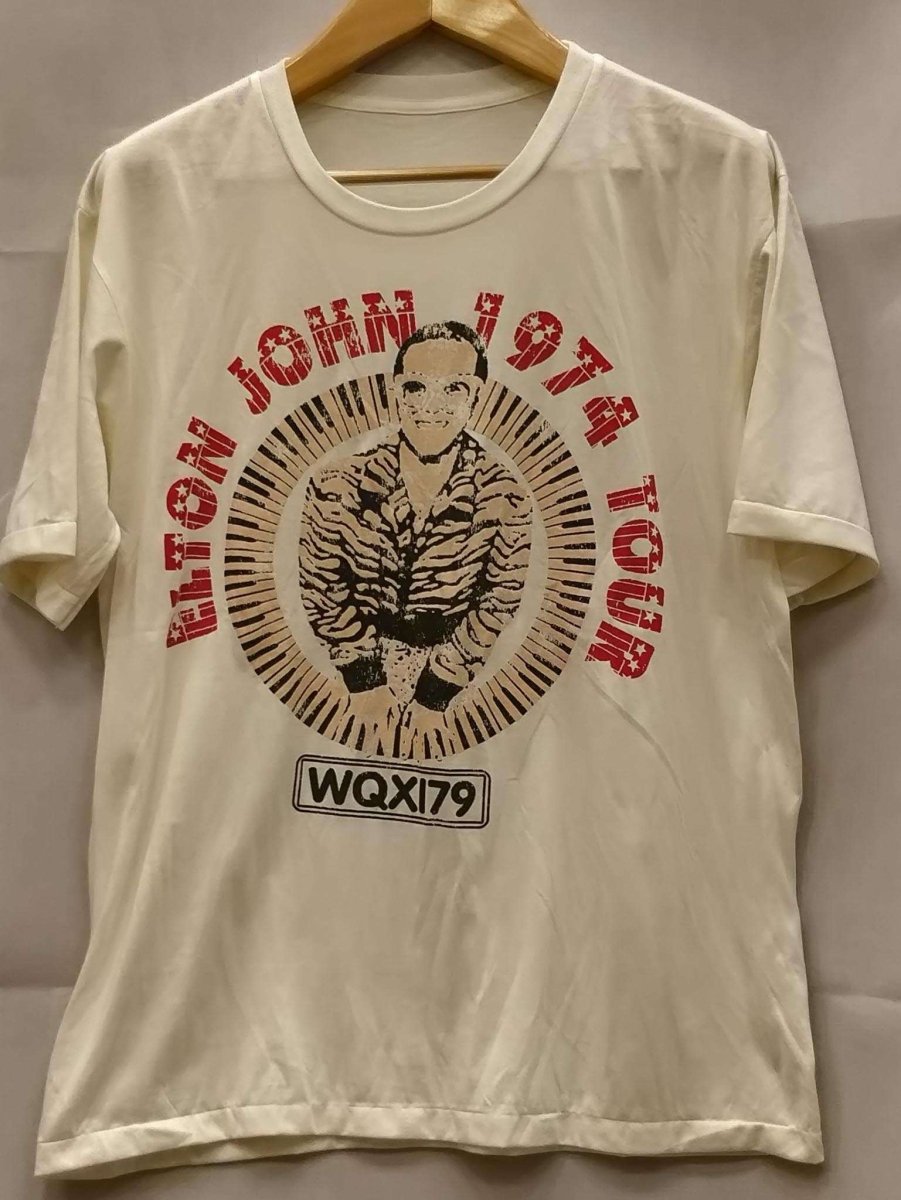 VINTAGE popular CONCERT T SHIRT