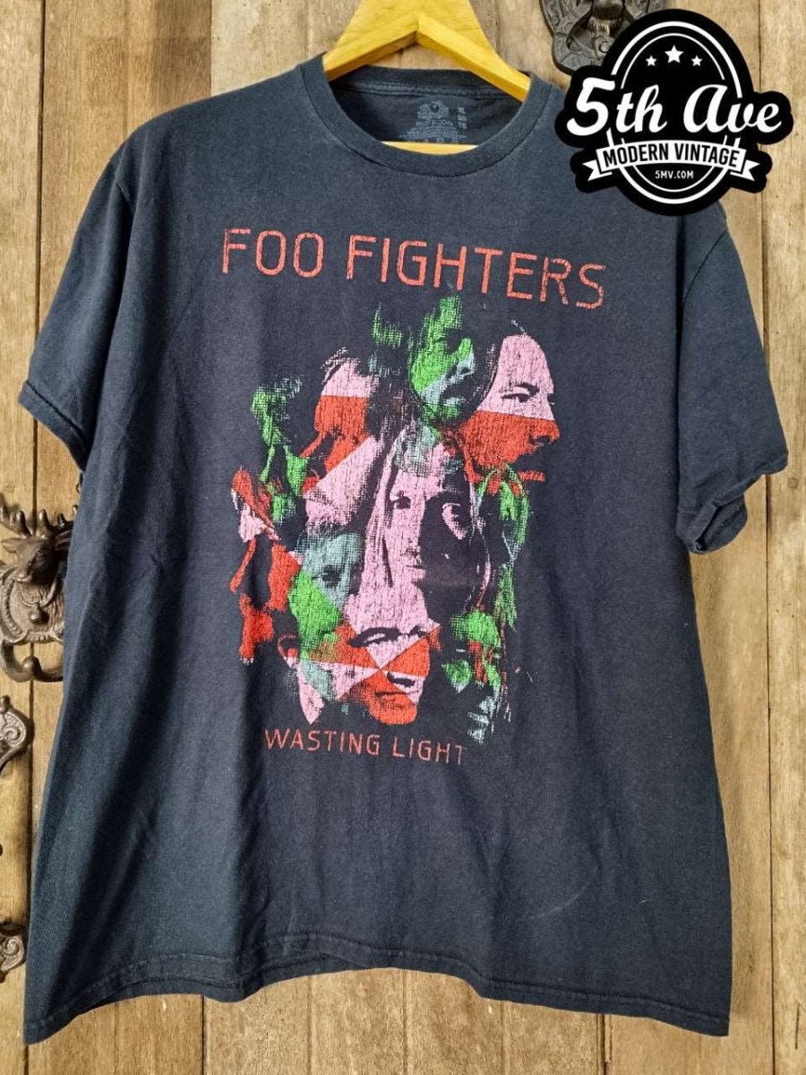 Foo Fighters Wasting Light - New Vintage Band T shirt - Vintage Band Shirts