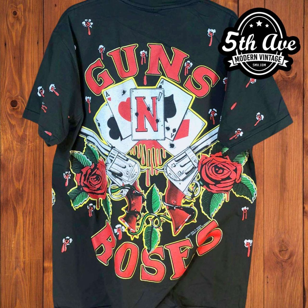 VINTAGE GUNS AND factory ROSES TSHIRT L