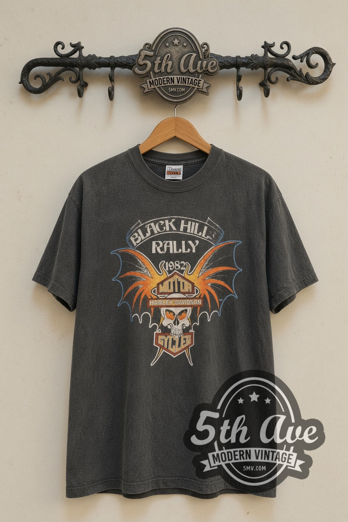 Harley-Davidson Black Hills Rally 1982 / Rapid City S.D. vintage Harley tee front on 5th Ave iron rack