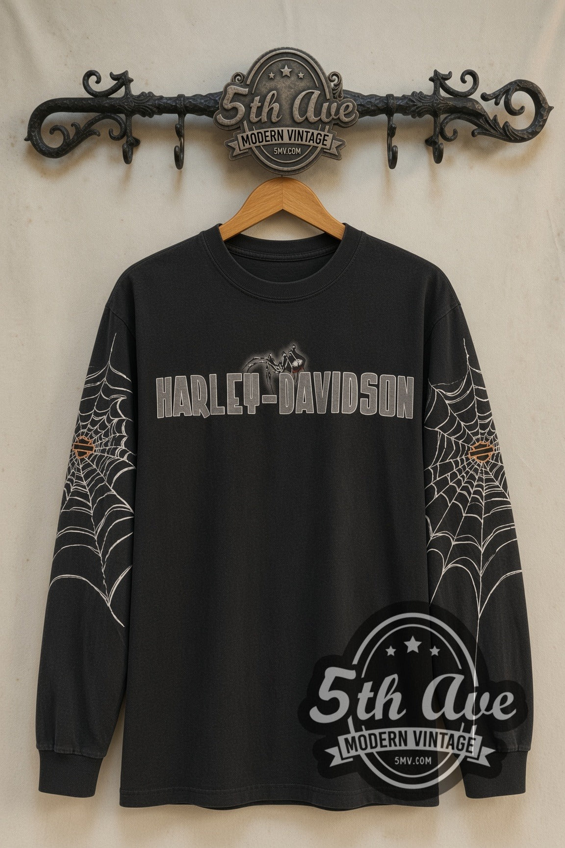 Harley-Davidson Chicago Spider Wordmark & Skyline Harley tee front on 5th Ave iron rack