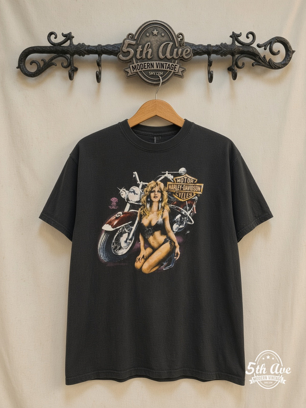 Harley-Davidson Supreme Milwaukee Fond du Lac vintage harley t-shirt on rack