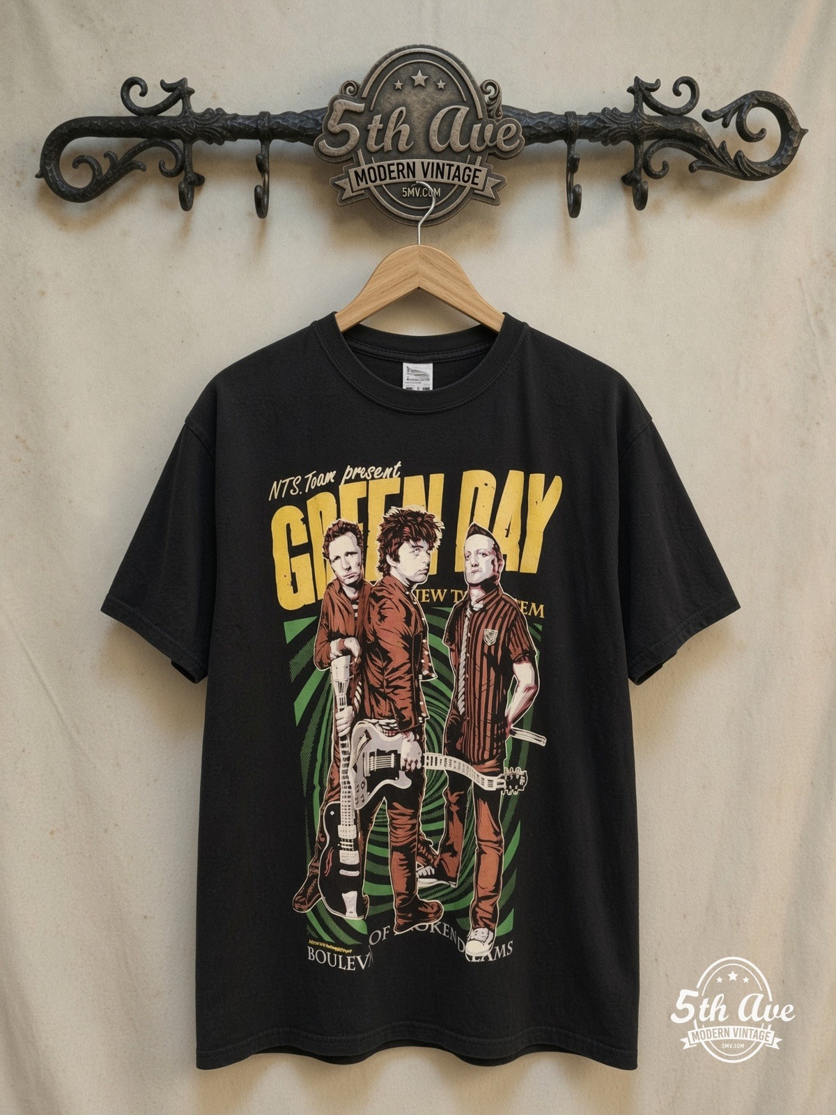 Newsletter: Green Day – Revolution Radio – Vintage Band T-Shirt
