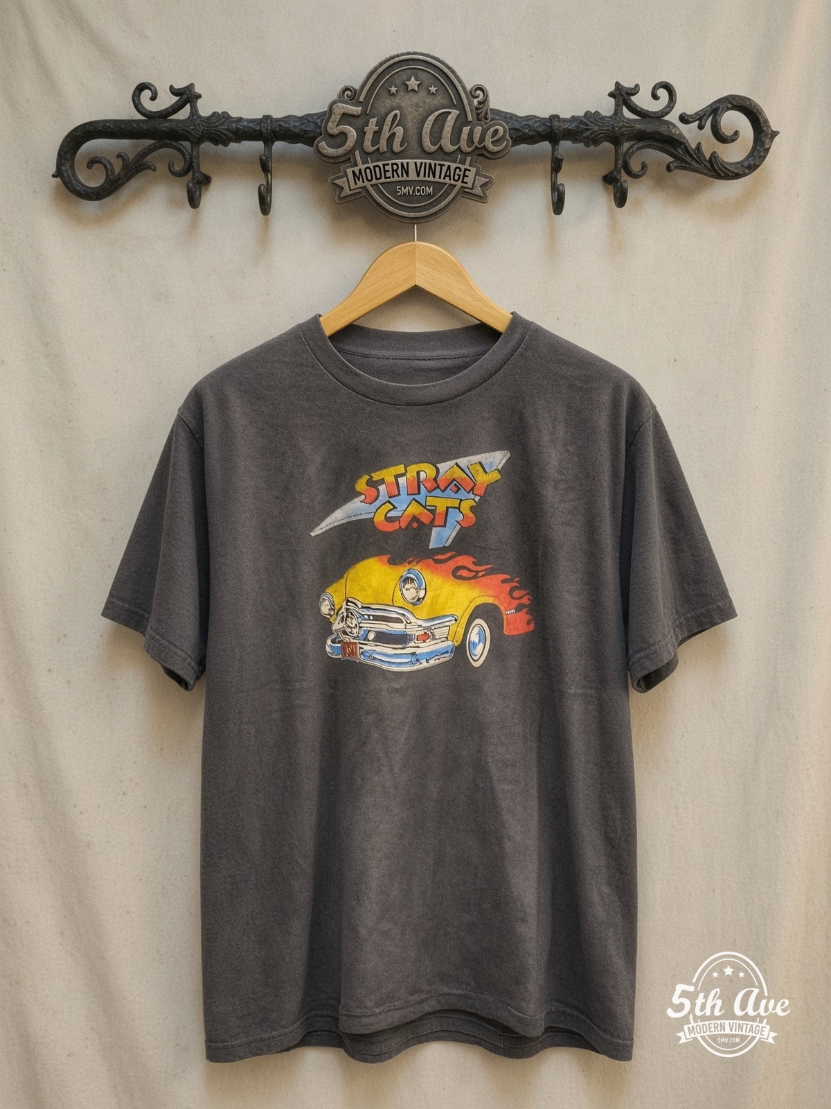 Newsletter: Stray Cats – Flaming Hot Rod – Vintage Band T-Shirt