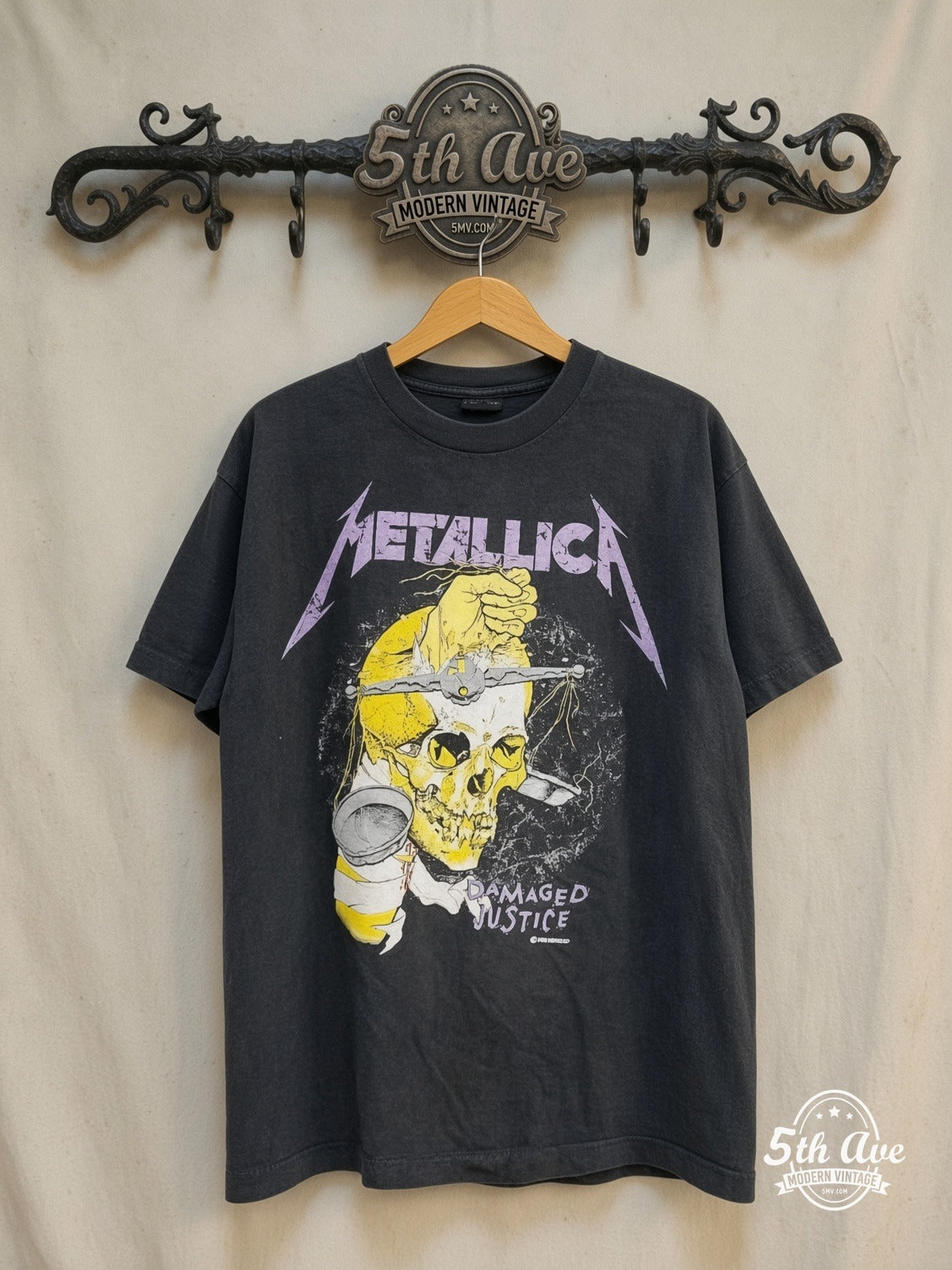 Newsletter: Metallica – Damaged Justice' Hammer of Justice Crushes You – Vintage Band T-Shirt