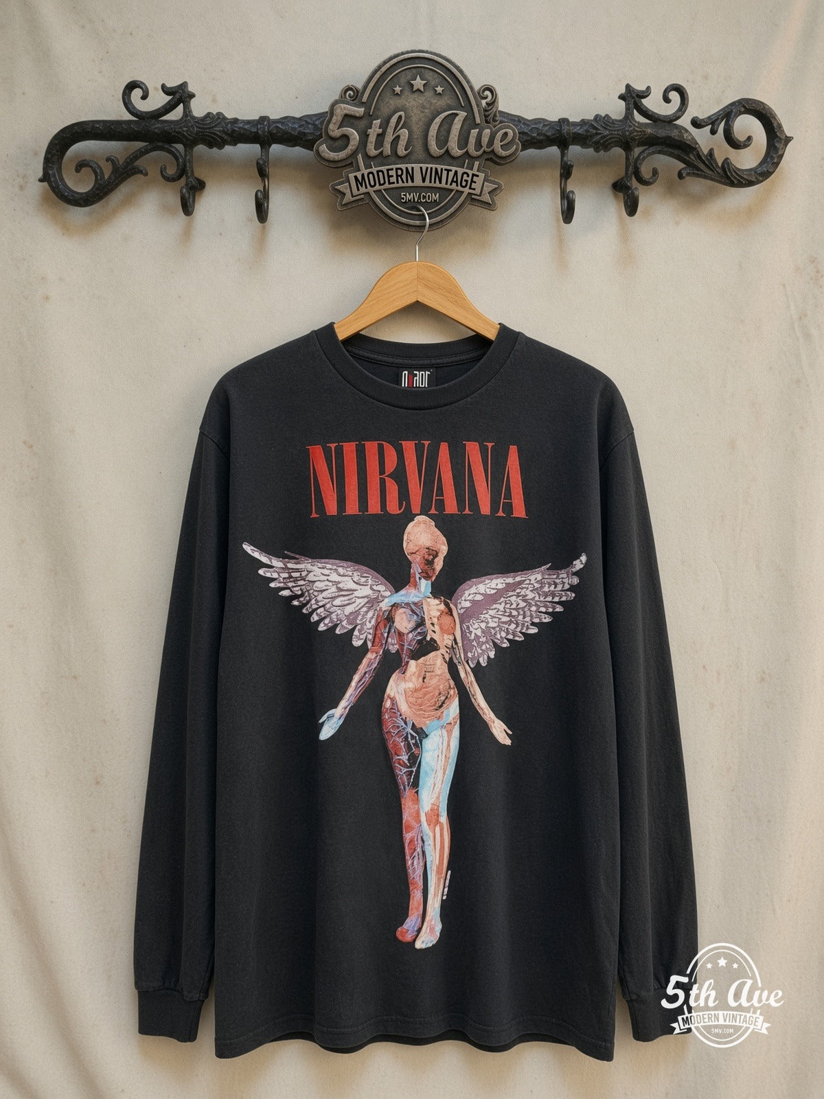 Newsletter: Nirvana – In Utero Red Logo Angel Long Sleeve – Vintage Band T-Shirt