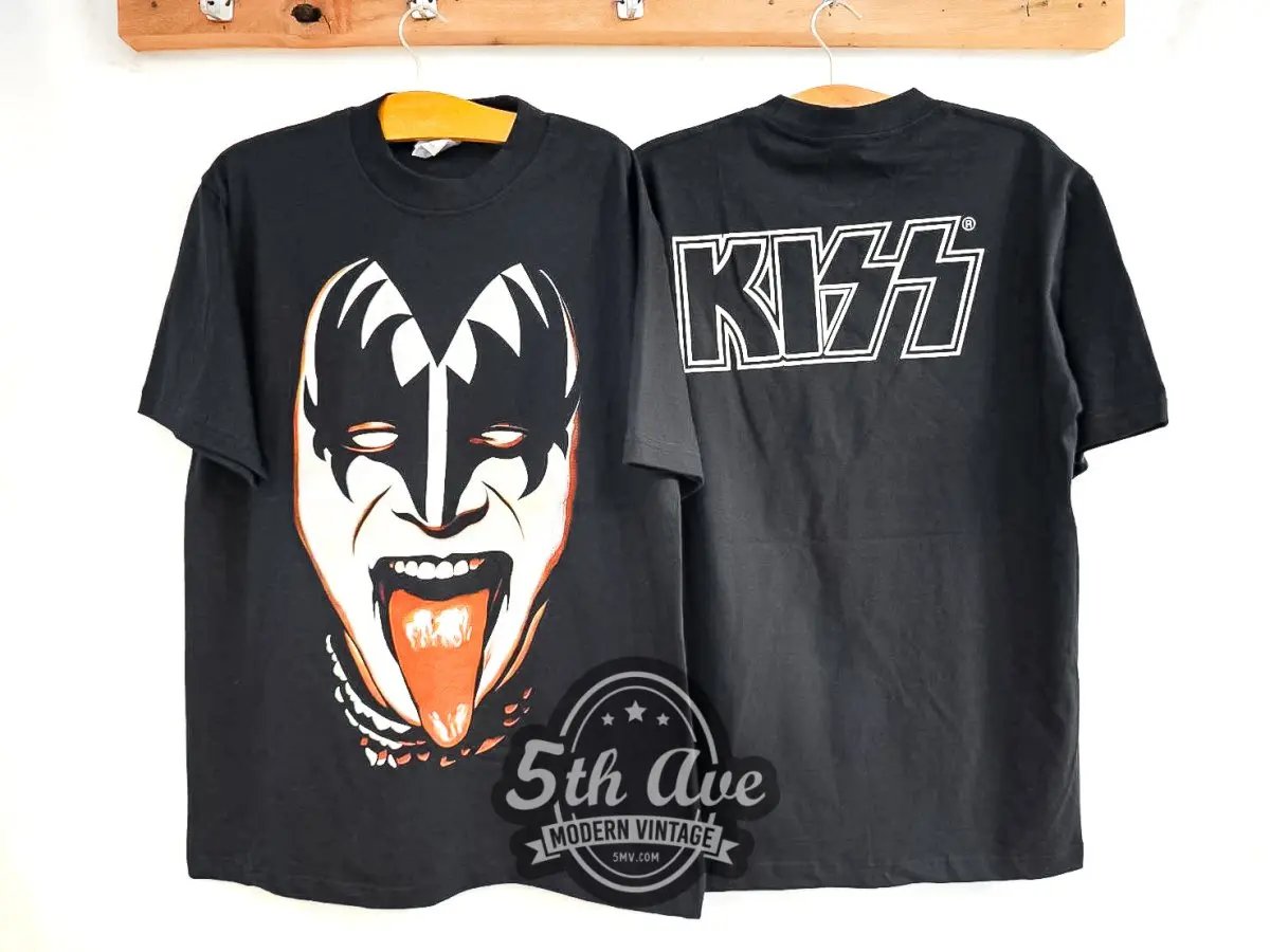 Kiss Gene Simmons \m/KIϟϟ\m/ - Vintage Reprint Band T-Shirt - Vintage Band Shirts