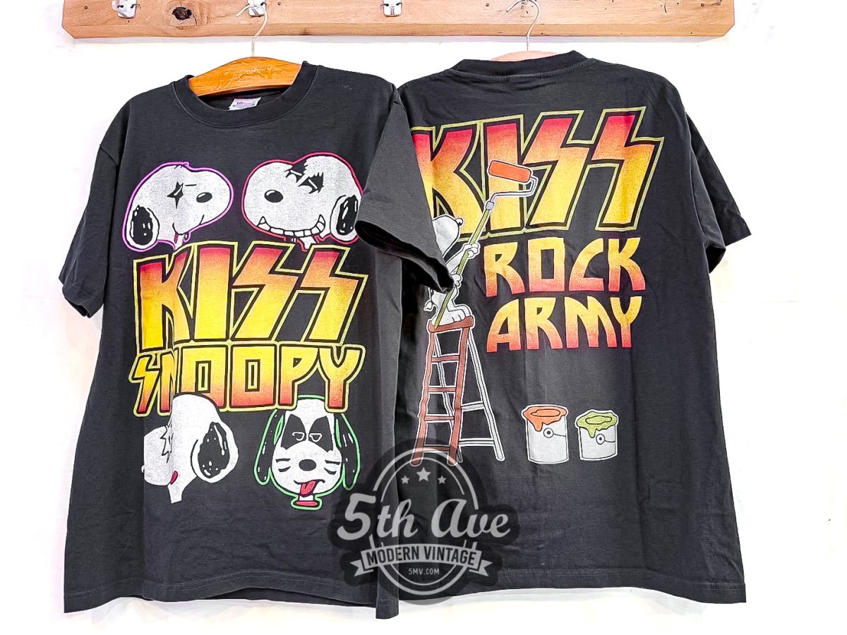 Kiss x Peanuts Snoopy 'Rock Army' - Vintage Reprint Band T-Shirt - Vintage Band Shirts