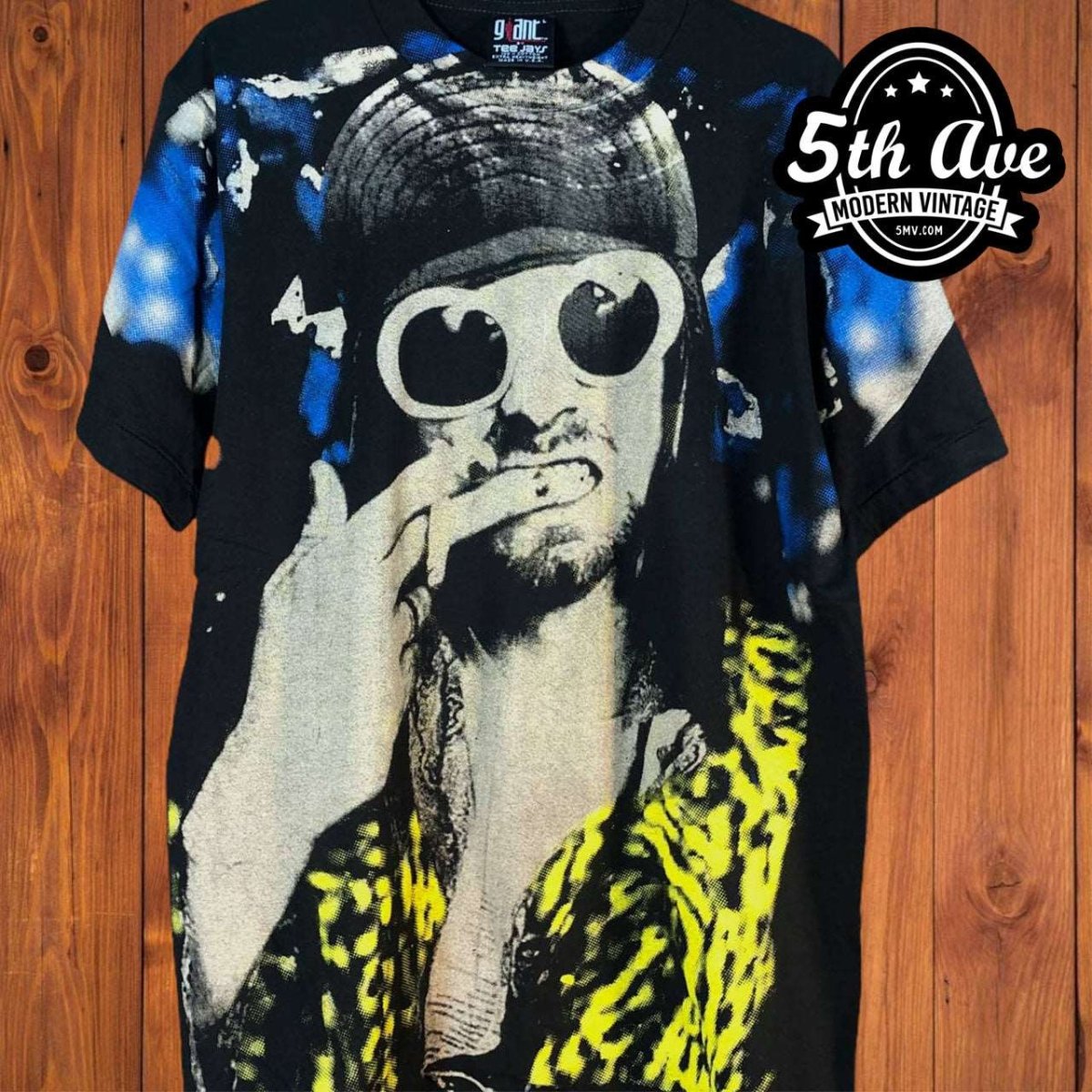 Kurt Cobain Nirvana - AOP all over print New Vintage Band T Kurt Cobain Nirvana - AOP all over print New Vintage Band T