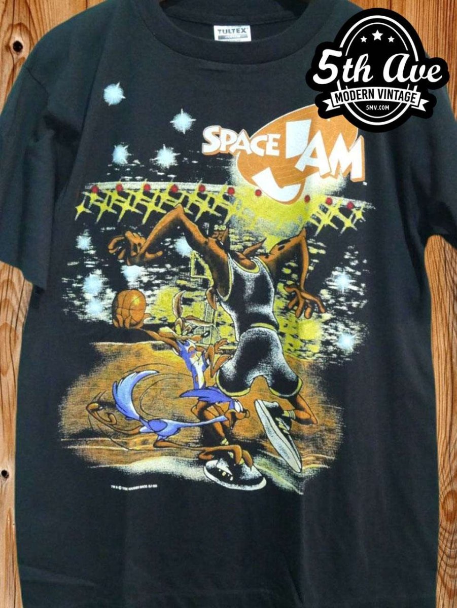 Looney Tunes Space Jam - New Vintage Animation T shirt - Vintage Band Shirts