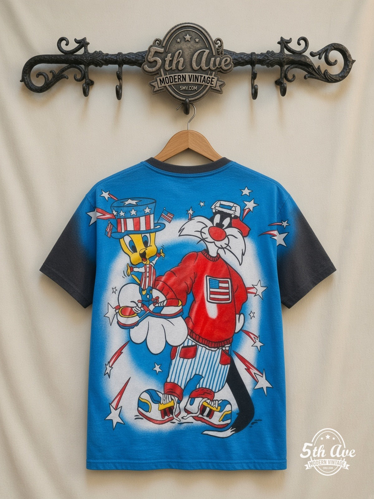 Looney Tunes Sylvester Uncle Sam Patriotic all over print vintage tee back on cream 5th Ave rack