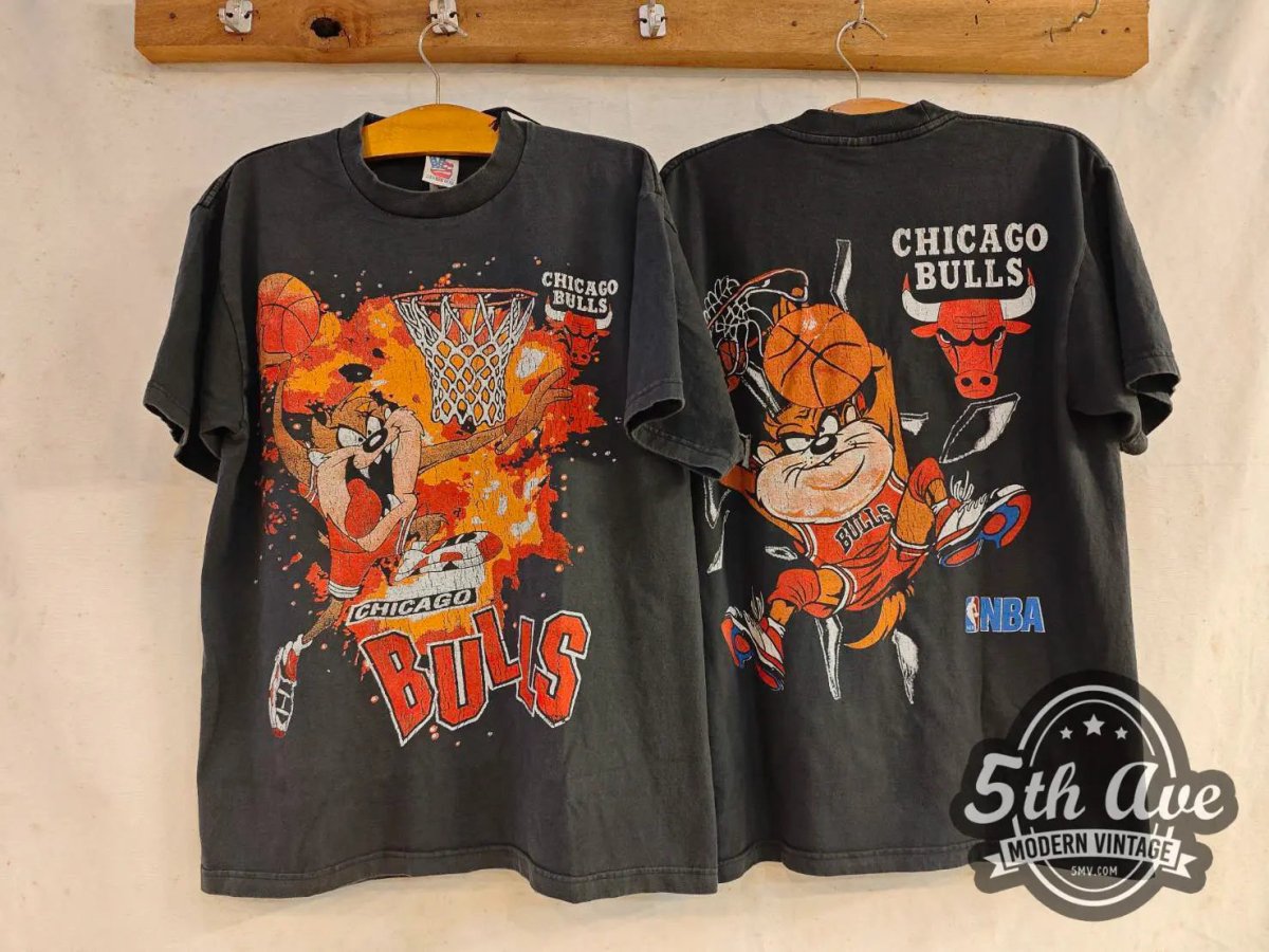Looney Tunes Taz - Mania Tazmanian Devil X Chicago Bulls - New Vintage Animation T shirt - Vintage Band Shirts
