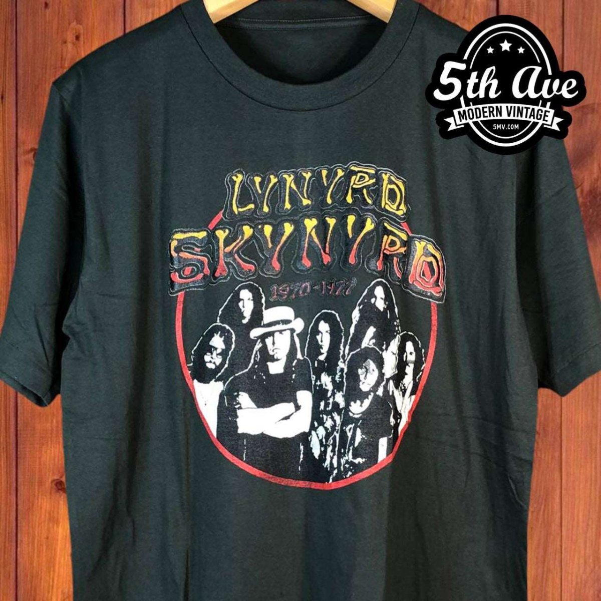 Lynyrd Skynyrd 1970-1977 Band Image Vintage T-Shirt - Vintage Band Shirts