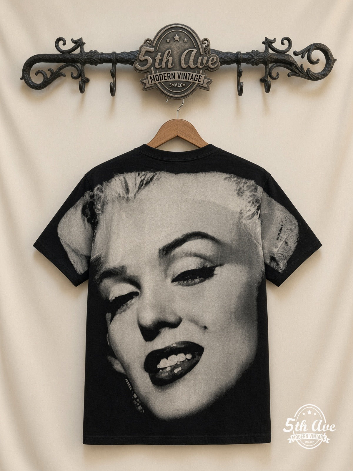 Marilyn Monroe Face Closeup all over print vintage tee back on cream 5th Ave rack