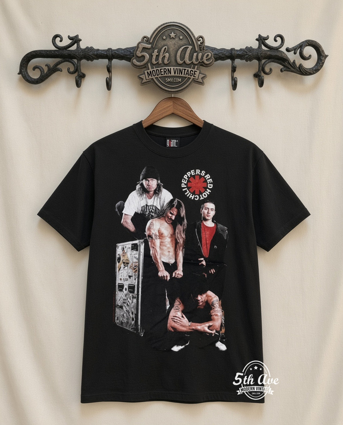 MB 043 Red Hot Chili Peppers Asterisk Band rack front