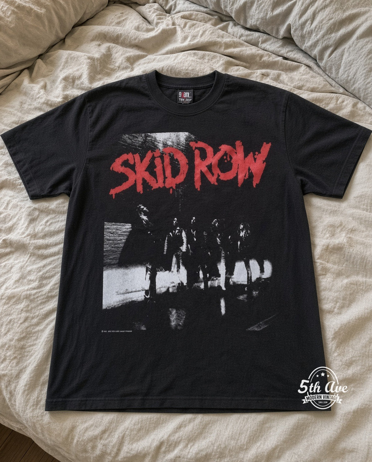 MB 080 Skid Row Red Logo bed