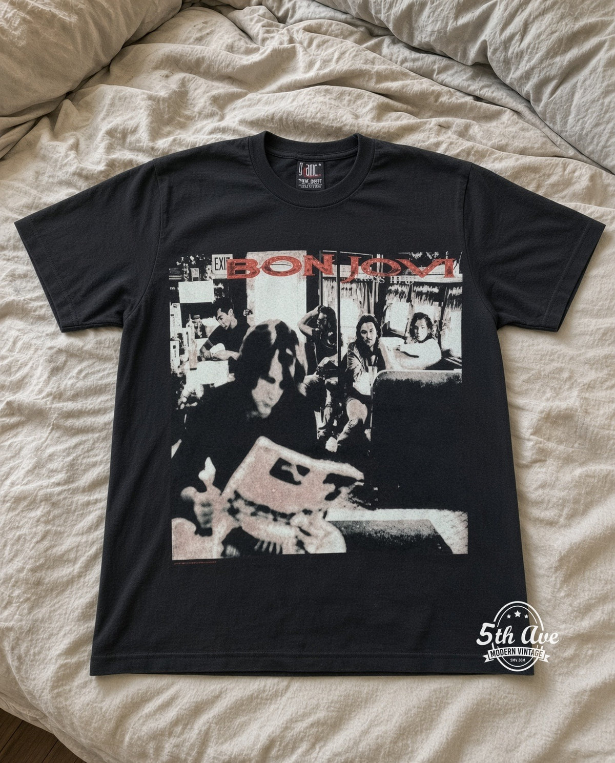 MB 094 Bon Jovi Live bed