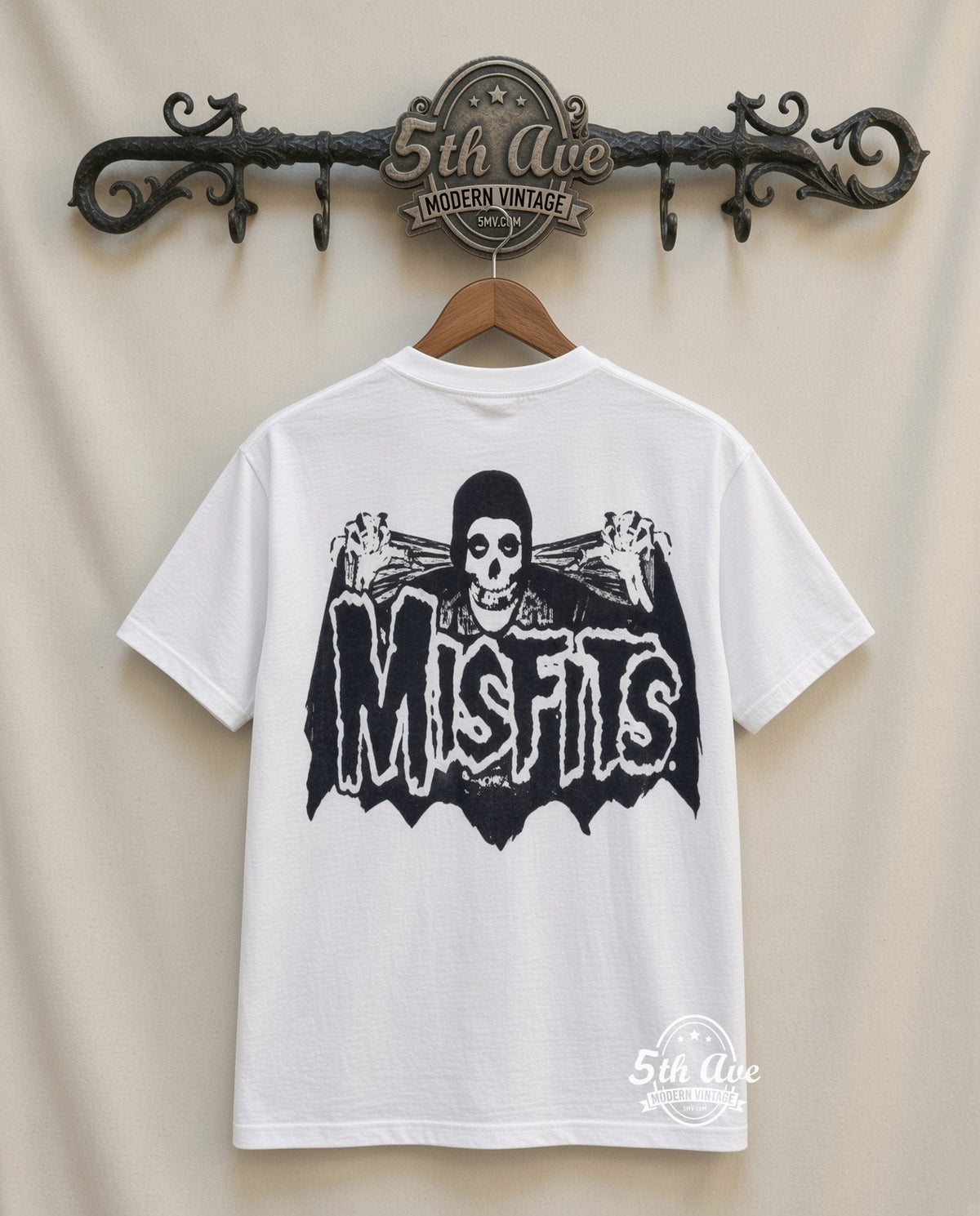 MB 103 Misfits Crimson Ghost rack back