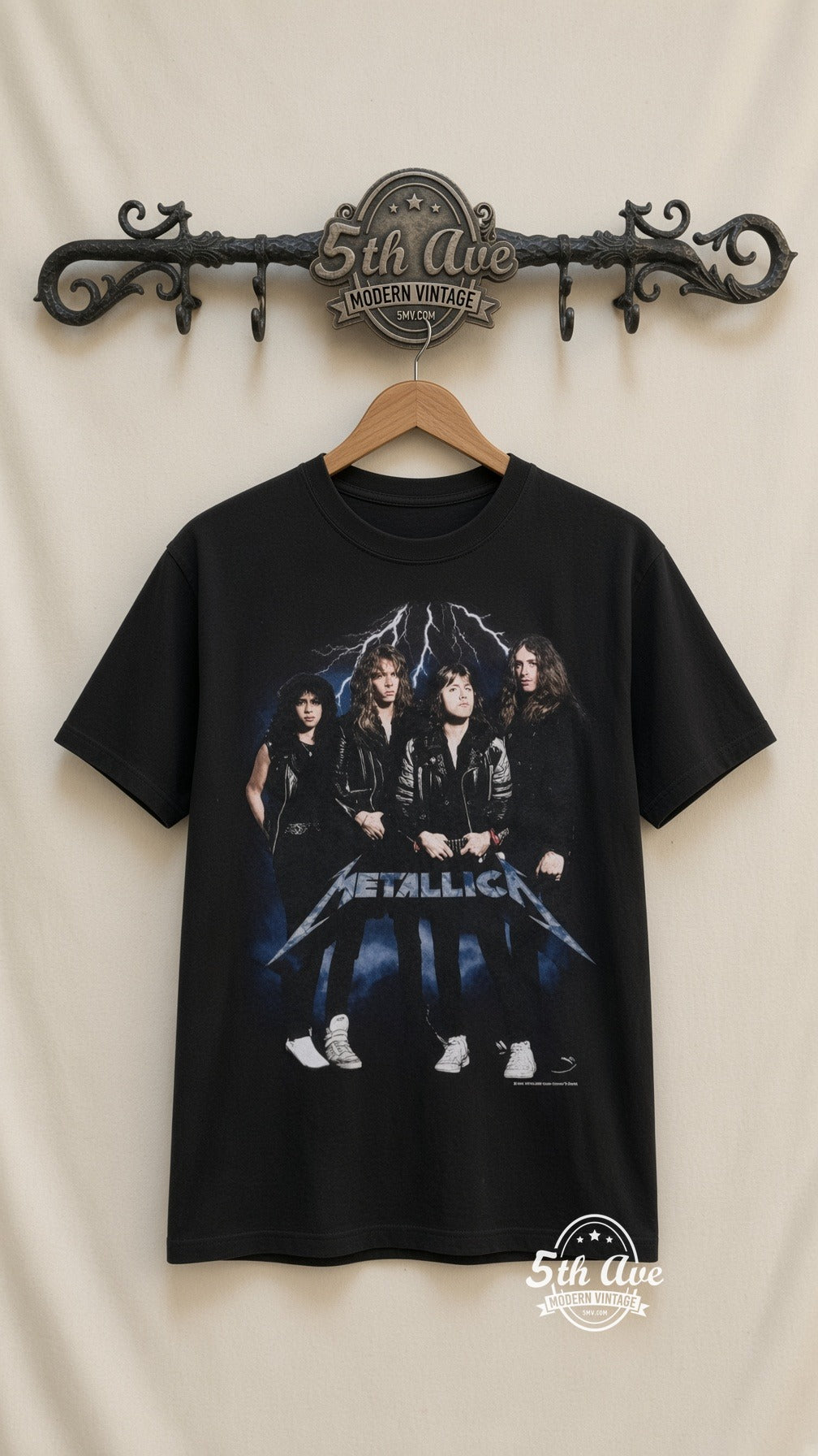 MB 126 Metallica Group Photo rack front