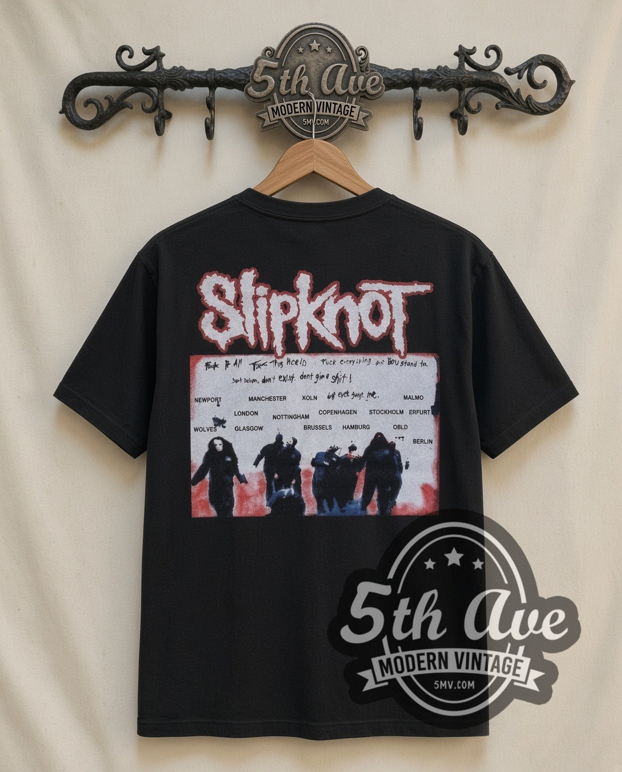 Slipknot Red Nonagram Masked Group Portrait Vintage Band Tee
