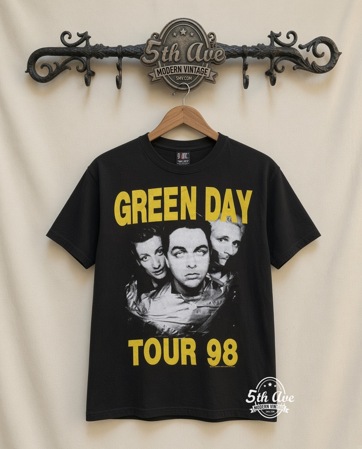 MB 151 Green Day Tour 98 rack front