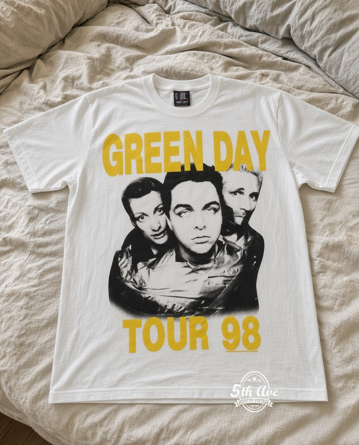 MB 152 Green Day Tour 98 bed