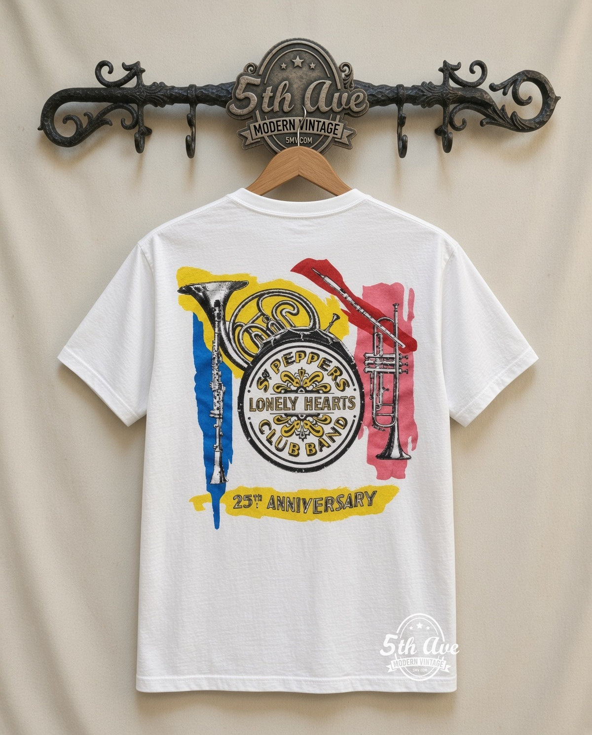 MB 163 The Beatles Sgt Peppers rack back