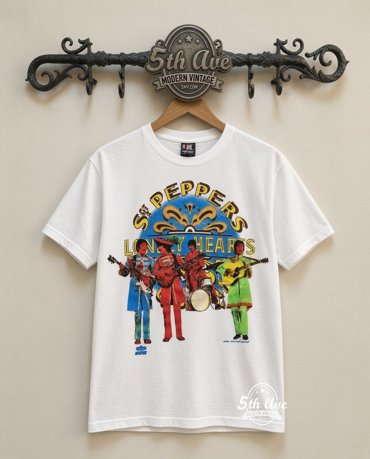MB 163 The Beatles Sgt Peppers rack front