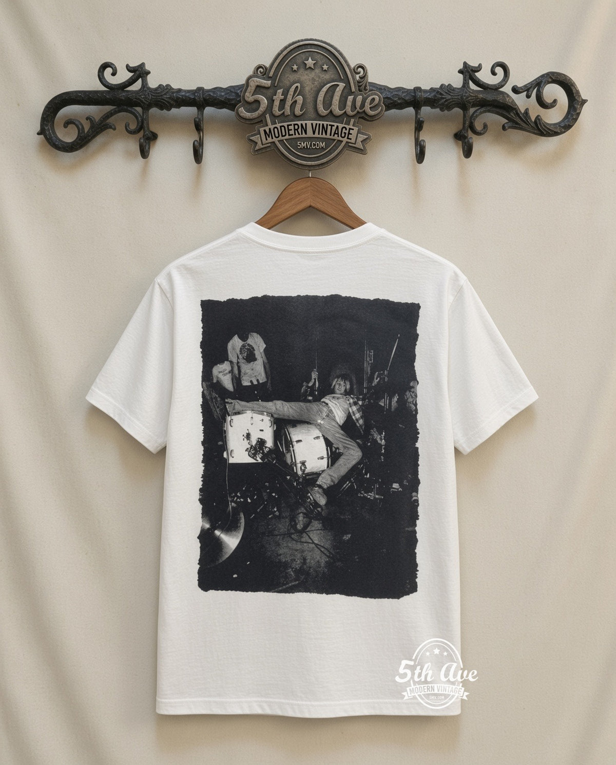 MB 187 Kurt Cobain Chair rack back