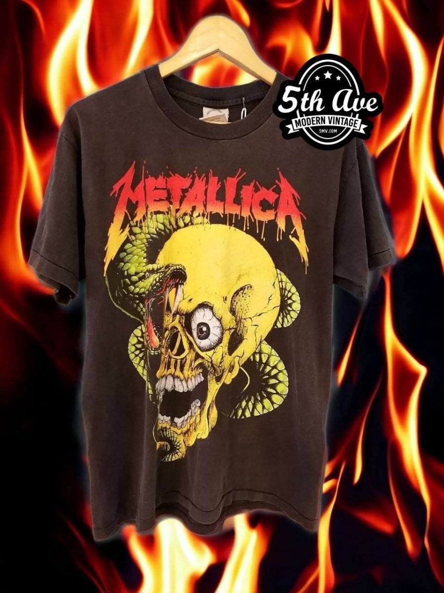 Metallica Skull and Snake t shirt - Vintage Band Shirts