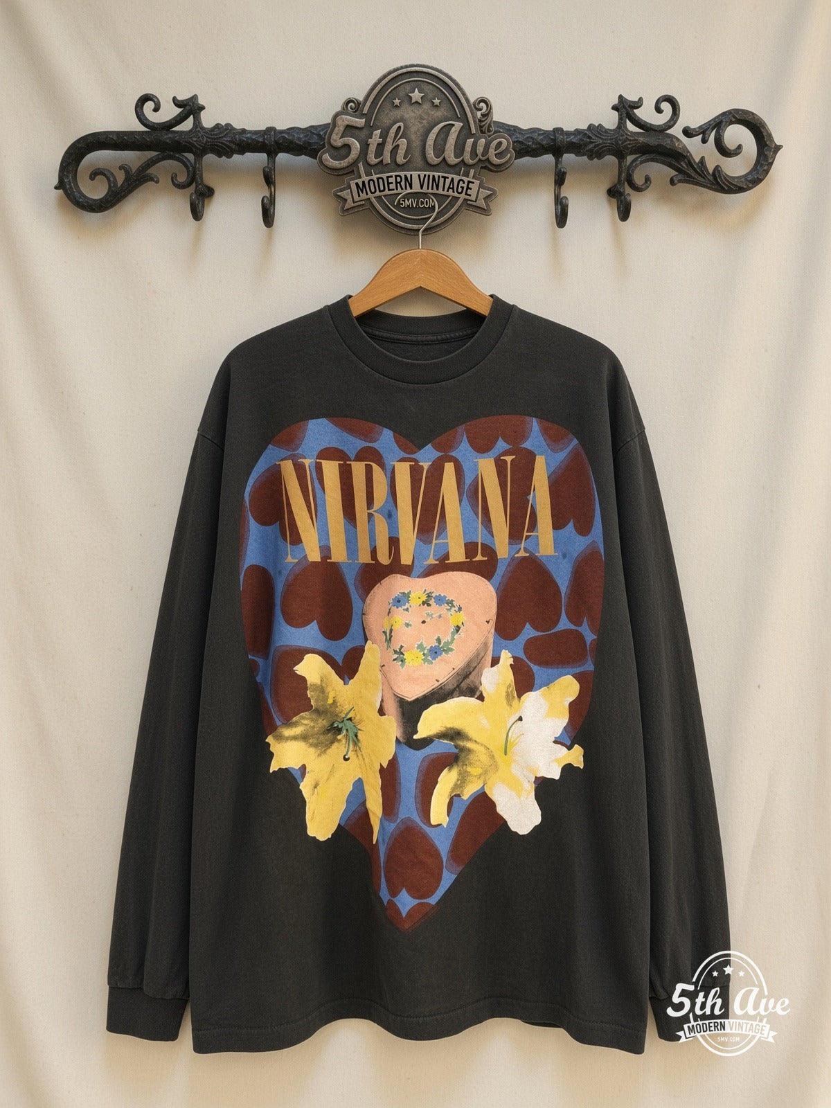 Nirvana Heart Lilies In Utero vintage band t-shirt on rack