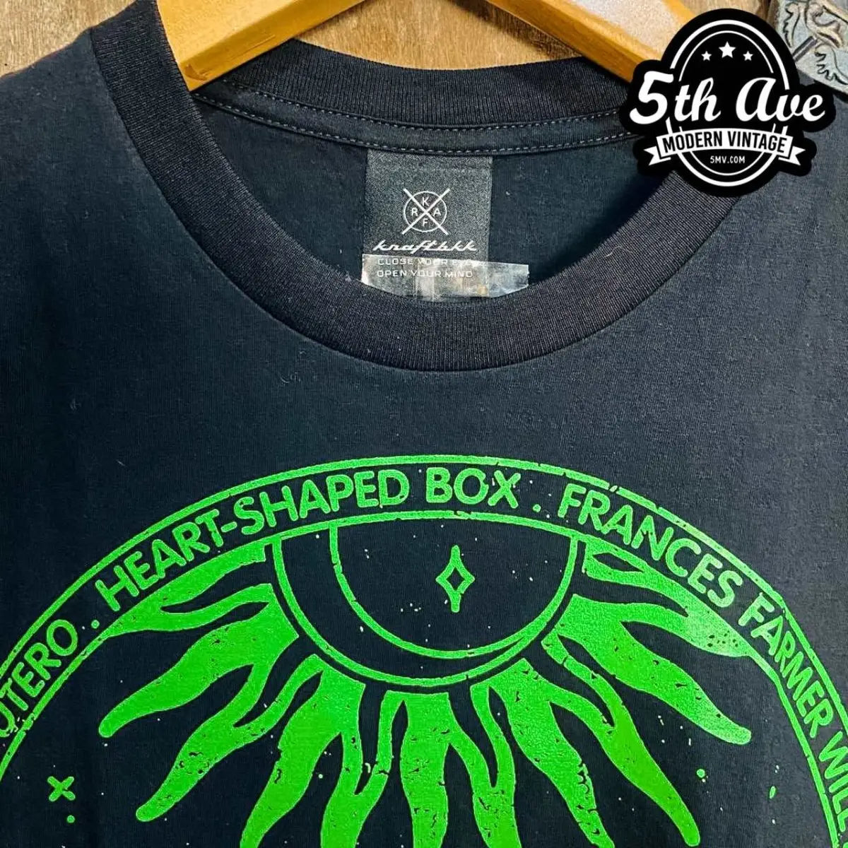 Nirvana - New Vintage Band T shirt - Vintage Band Shirts
