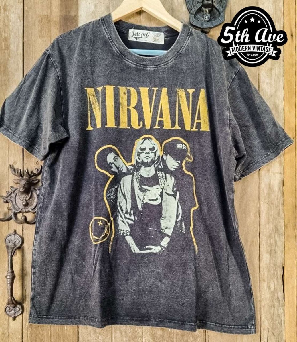 Nirvana - New Vintage Band T shirt - Vintage Band Shirts