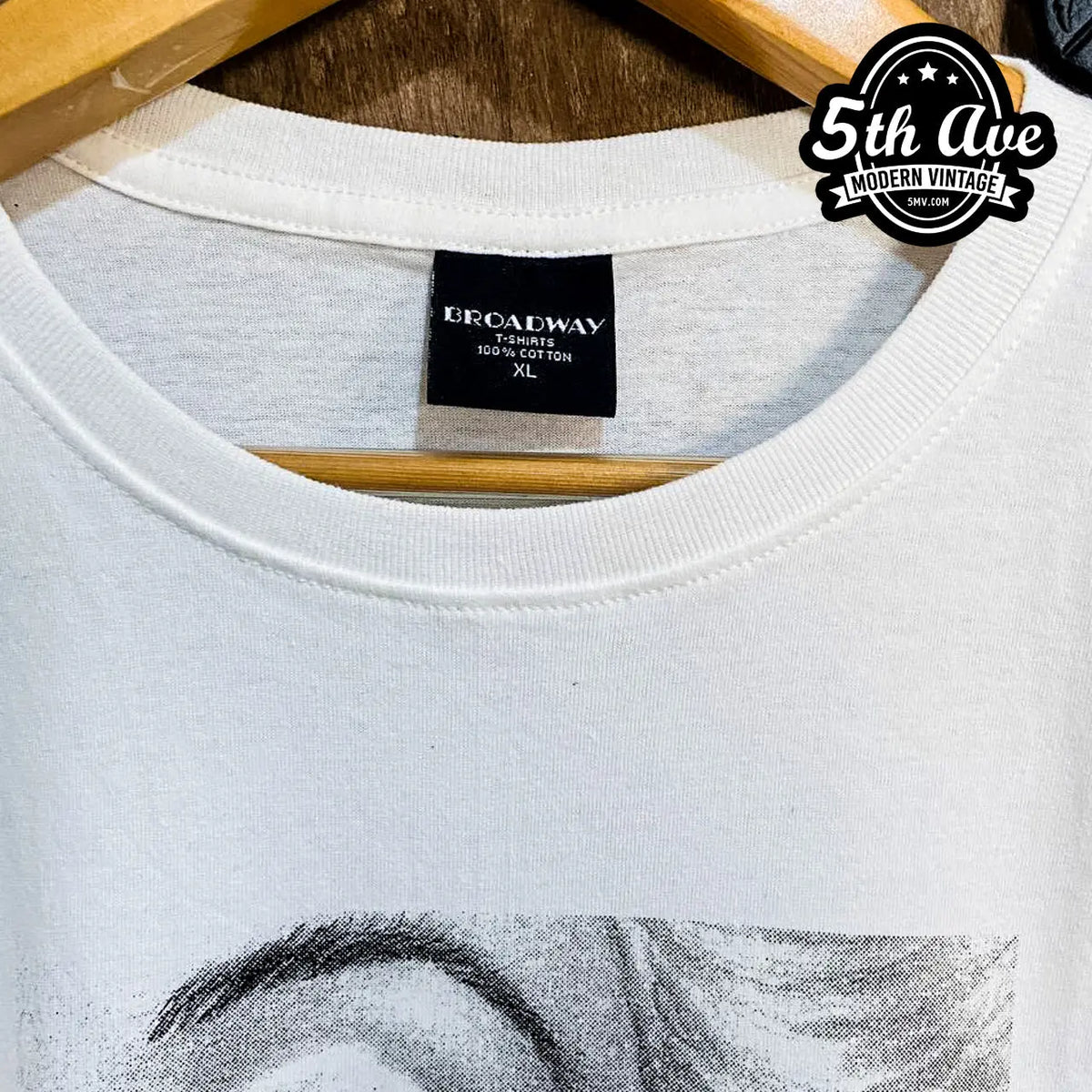 Model wearing Marilyn Monroe - New vintage band tee