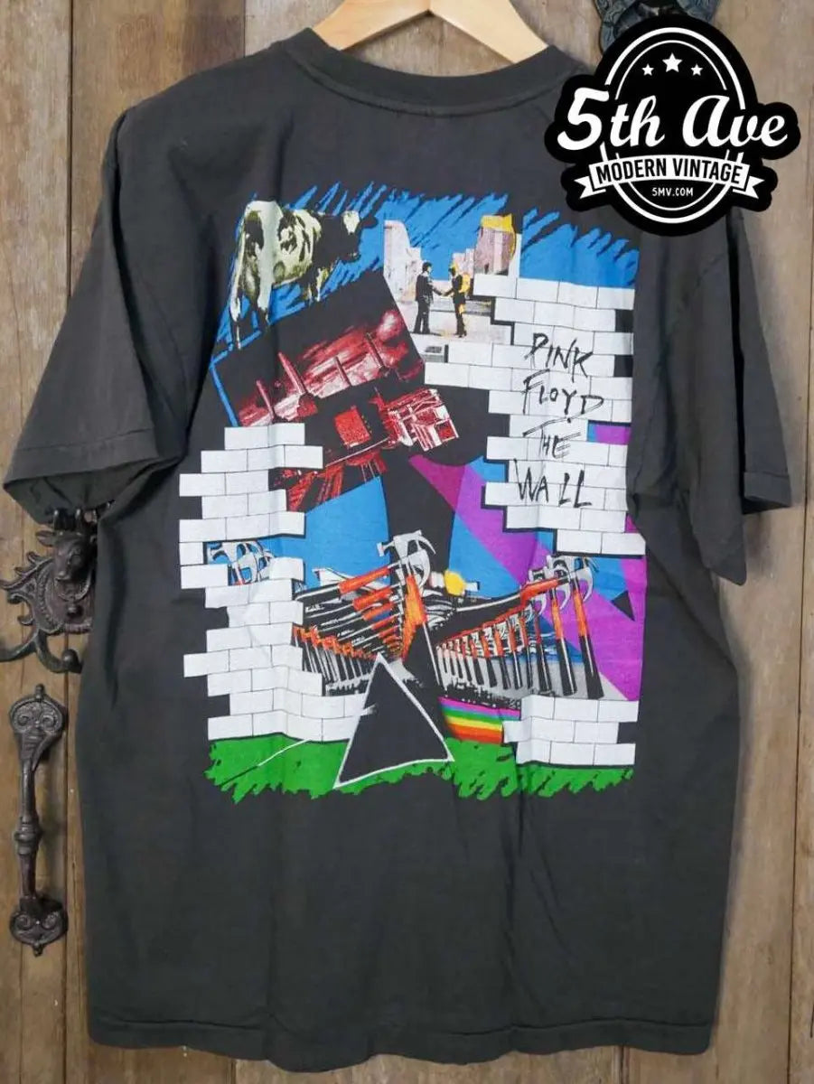 Pink Floyd 'The Wall' Crew Neck t shirt - Single Stitched Classic - Vintage Band Shirts