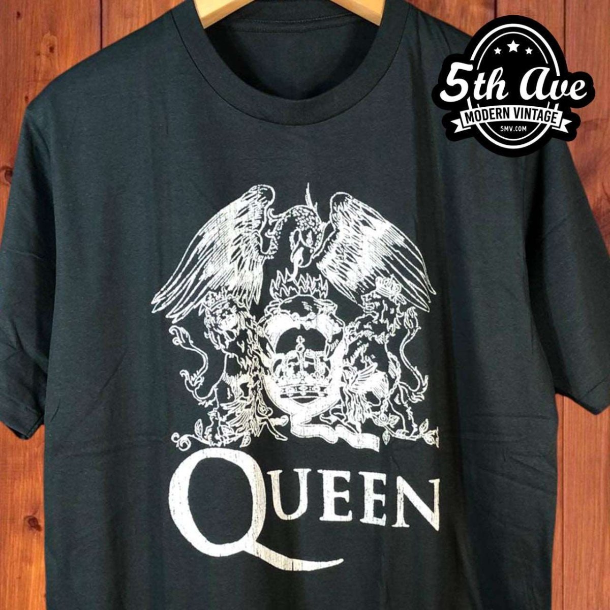 Queen - New Vintage Band T shirt - Vintage Band Shirts