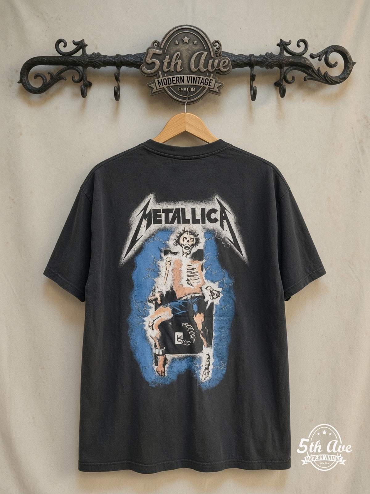 Metallica – Ride the Lightning – Vintage Band T-Shirt — back on locked cream ornate 5th Ave rack