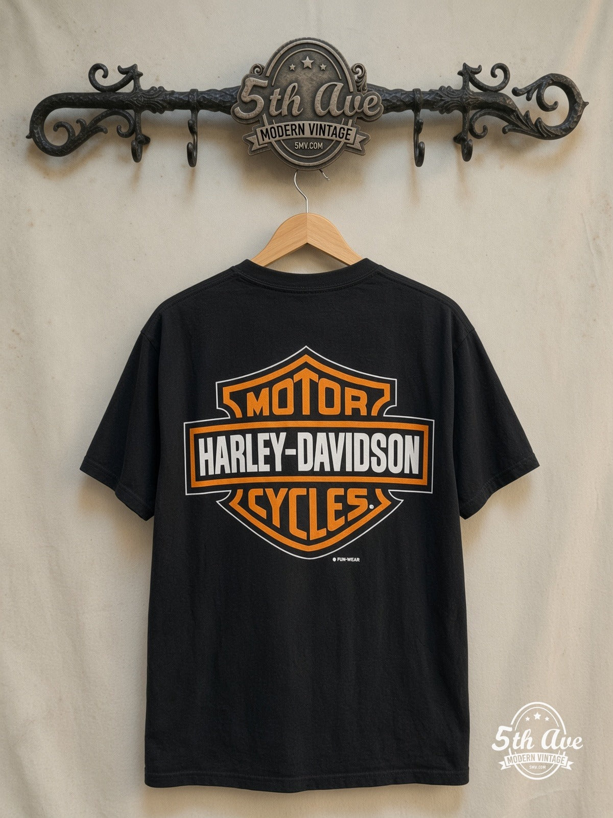 Looney Tunes / Harley-Davidson – Roadhog – New Vintage Graphic Tee — back on locked cream ornate 5th Ave rack