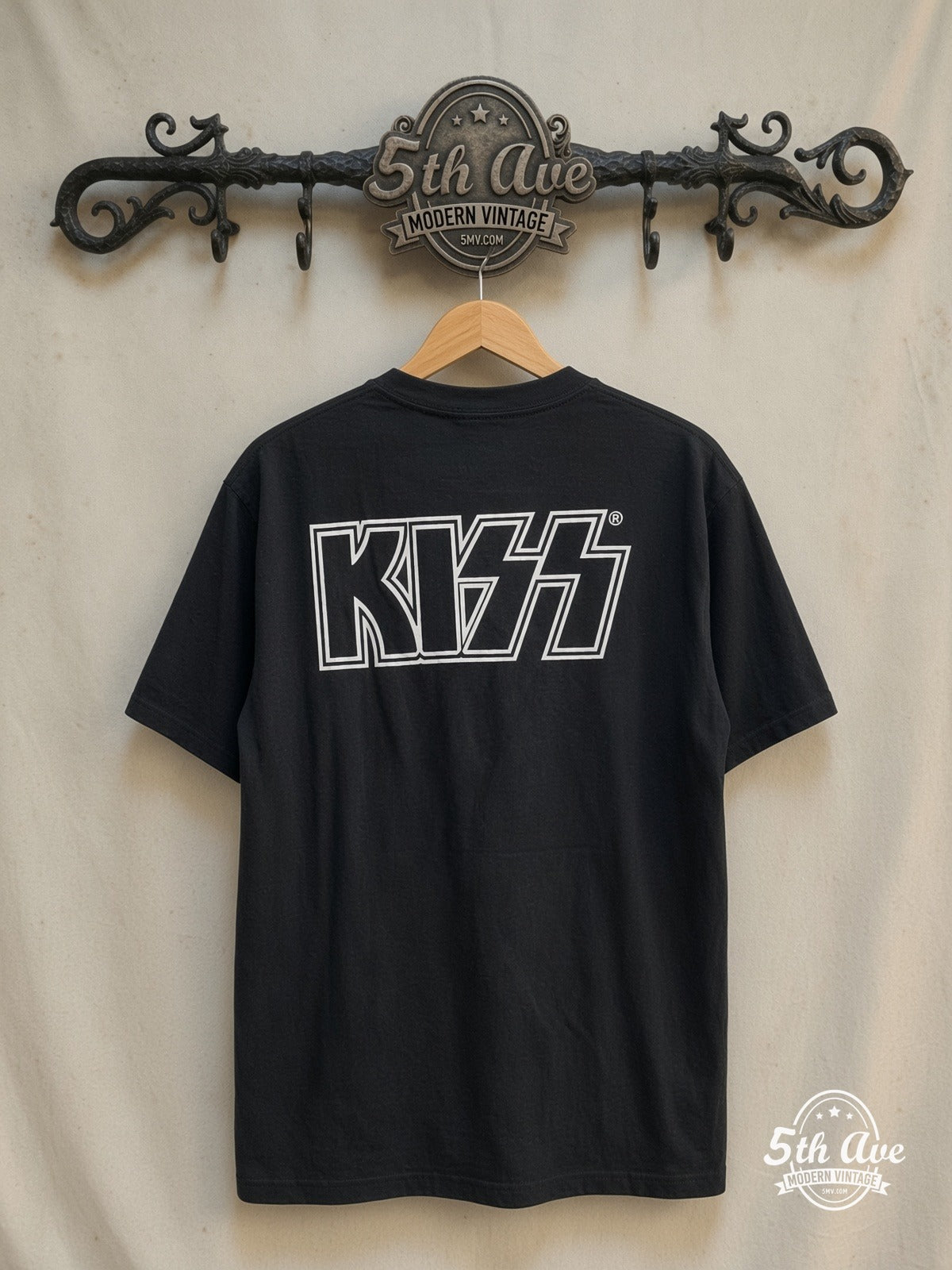 KISS – Gene Simmons \m/KIϟϟ\m/ – Vintage Band T-Shirt — back on locked cream ornate 5th Ave rack